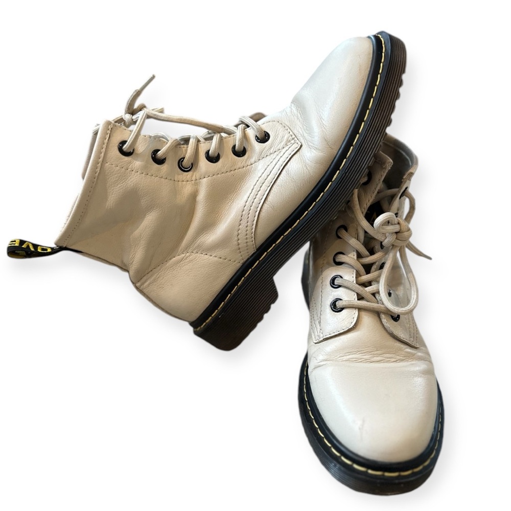 Quality Leather Boots TATA Walk The Way Of Love